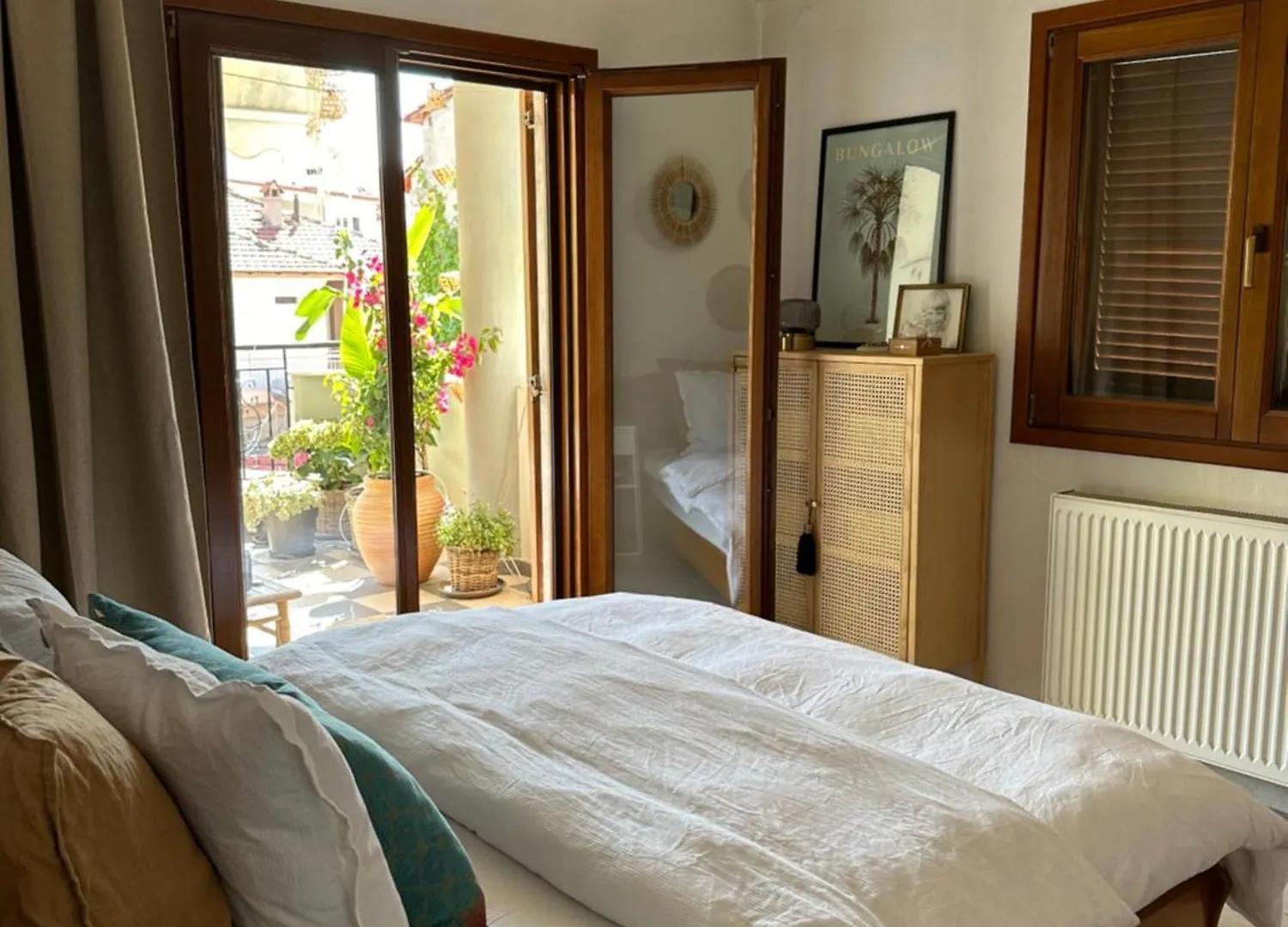 Nice, Spacious And Bright Apartment In Thermi, Thessaloniki.