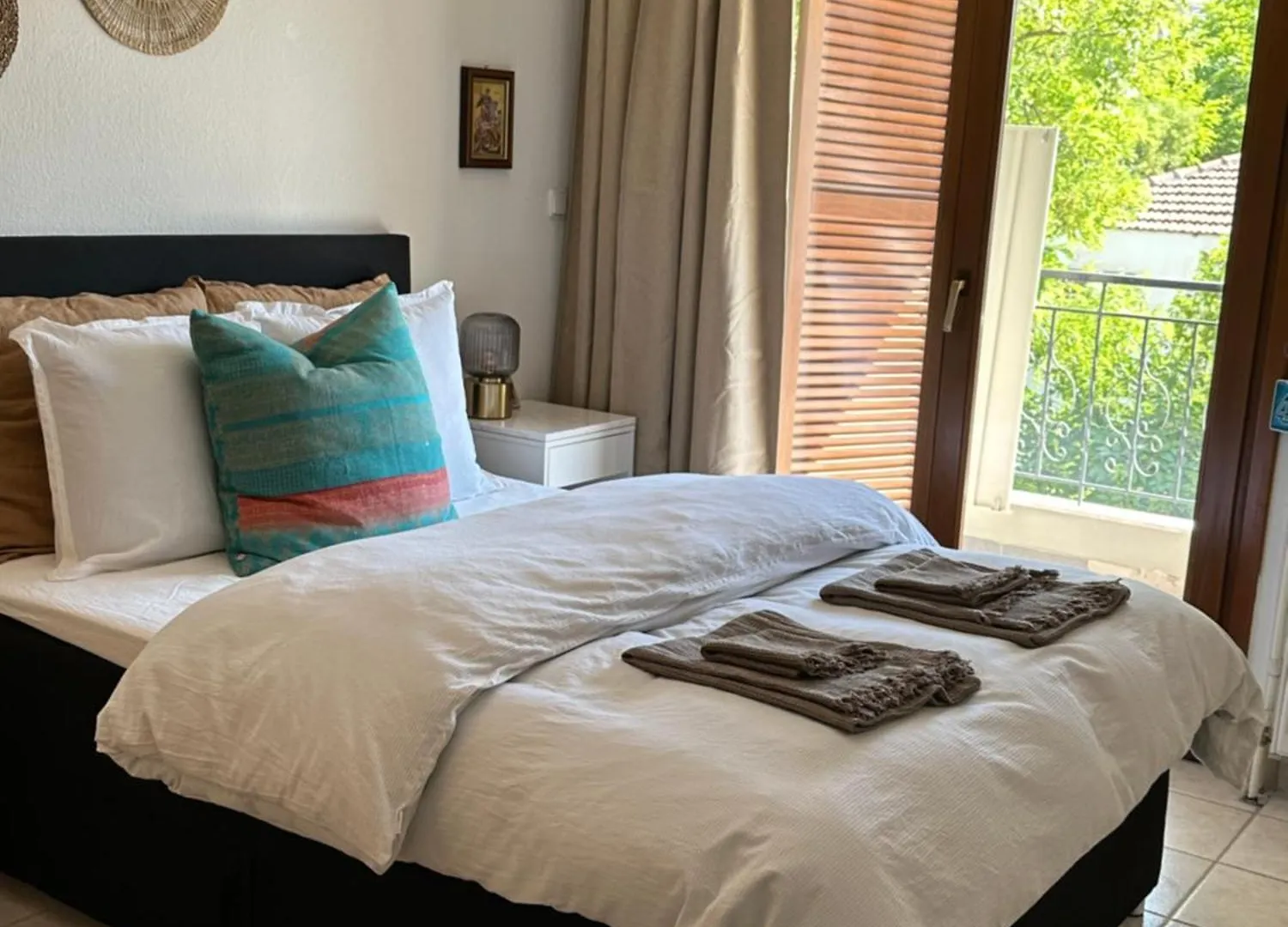 Nice, Spacious And Bright Apartment In Thermi, Thessaloniki. Görögország